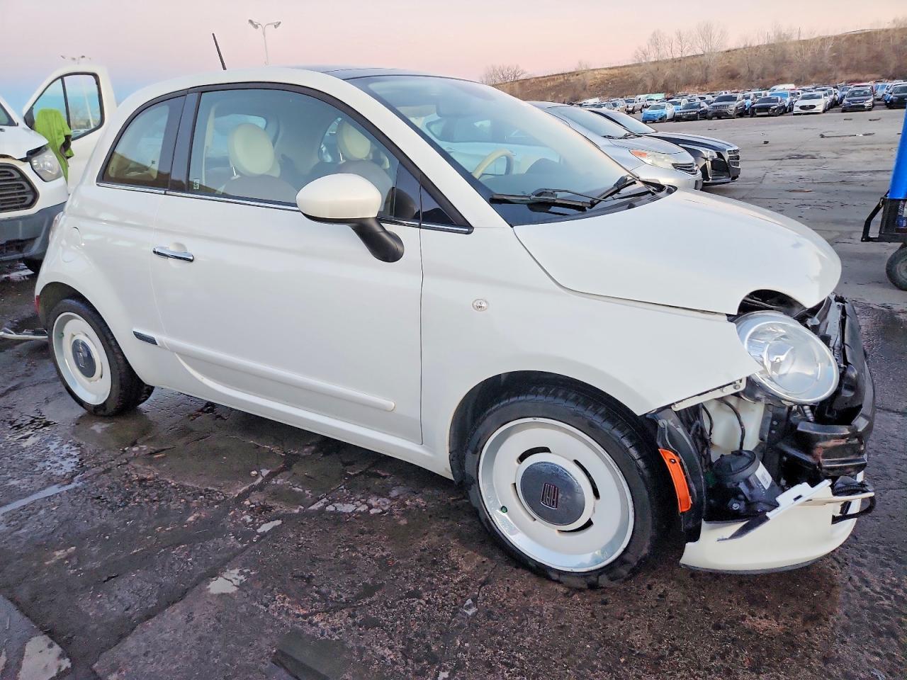 2015 Fiat 500 Lounge - Фото 4