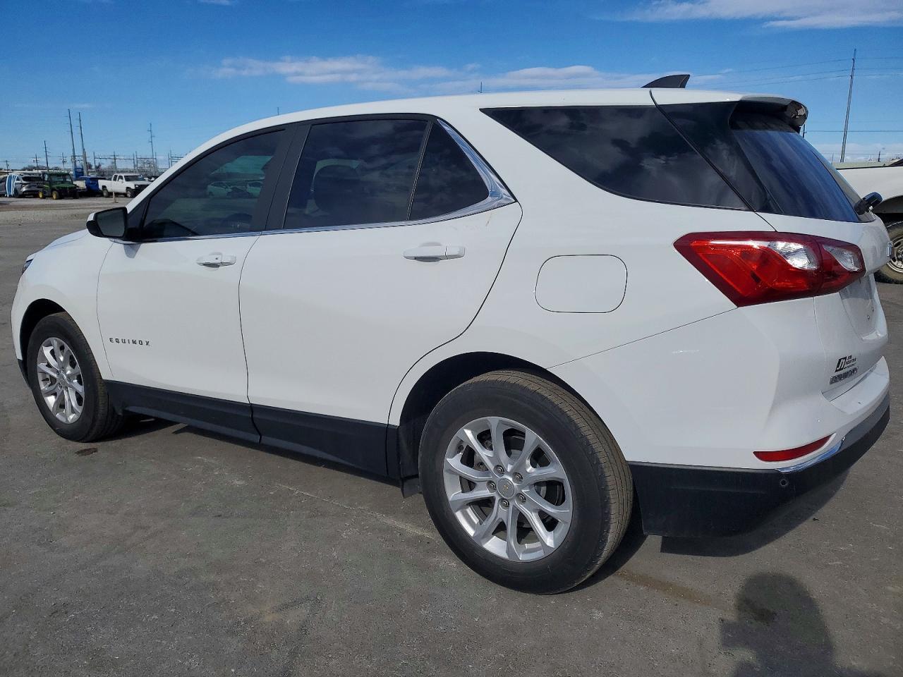 2021 Chevrolet Equinox Lt - Фото 2