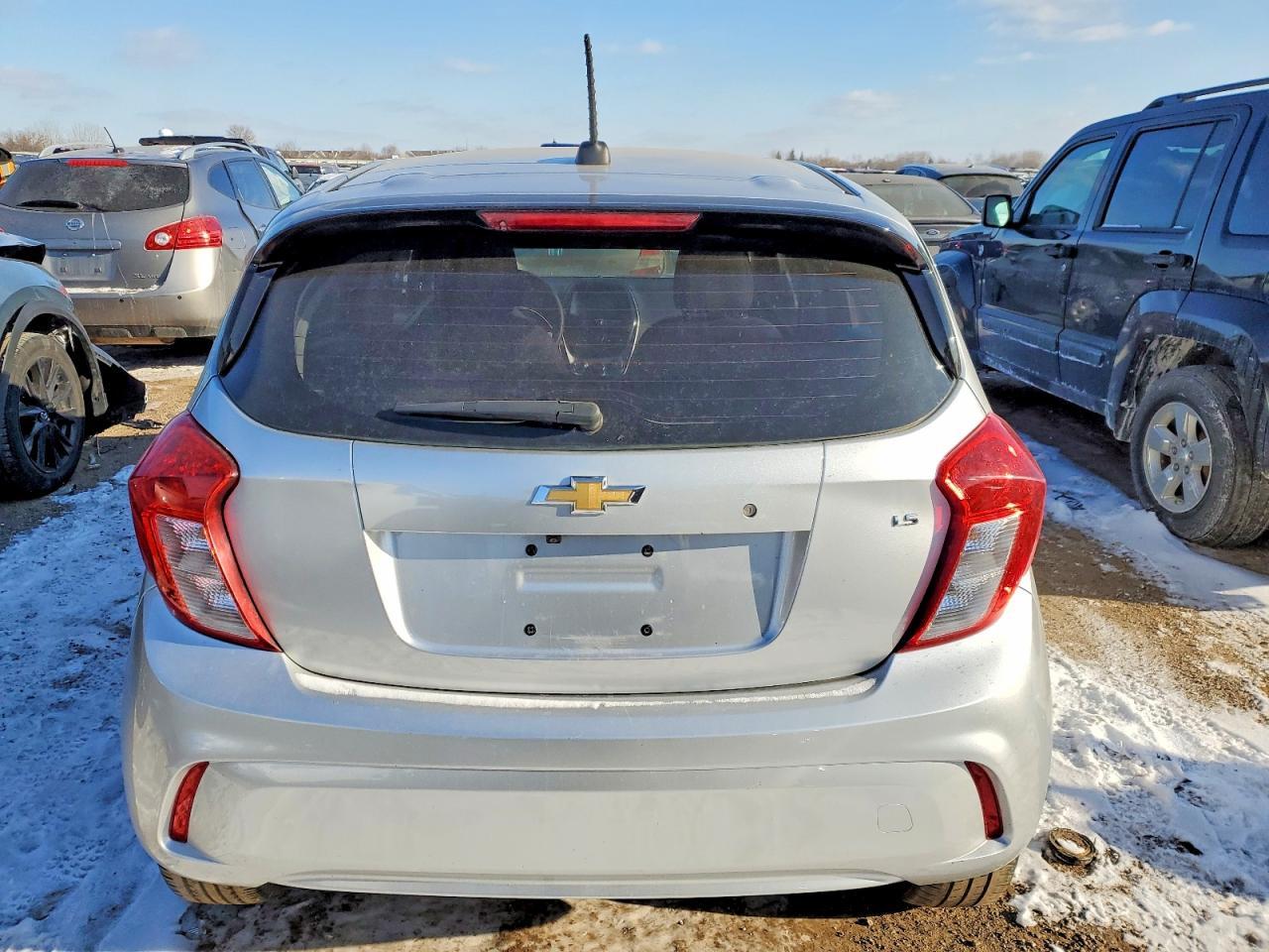 2016 Chevrolet Spark Ls - Фото 6