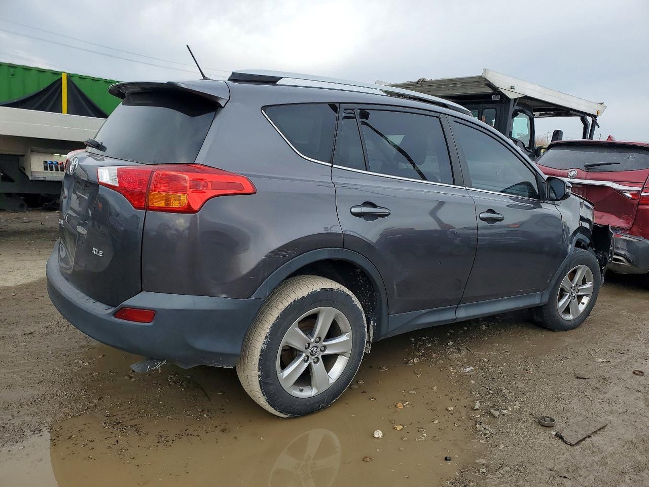2015 Toyota Rav4 Xle - Image 3