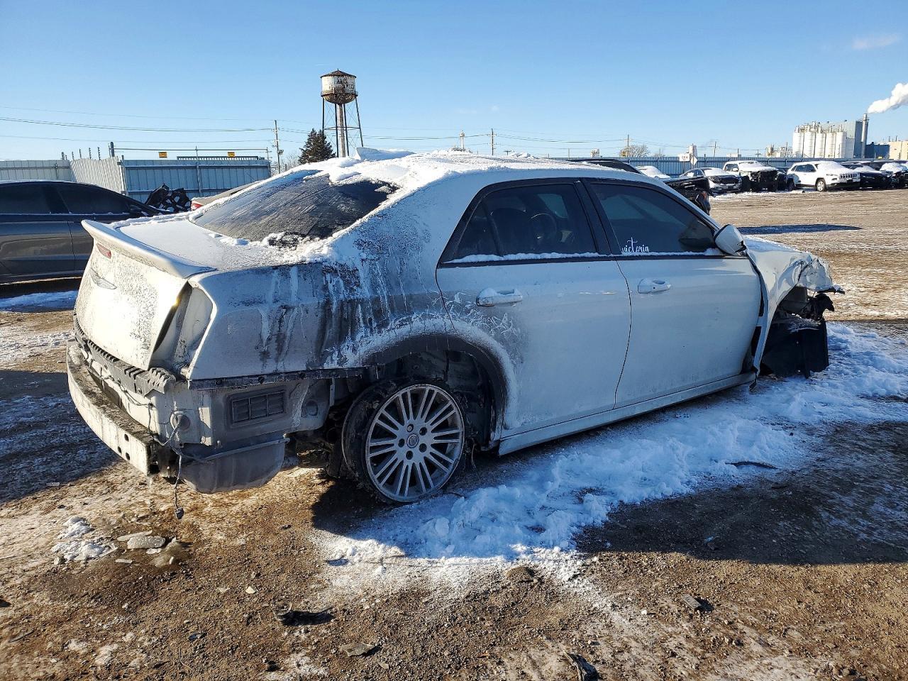 2018 Chrysler 300 S - Image 3
