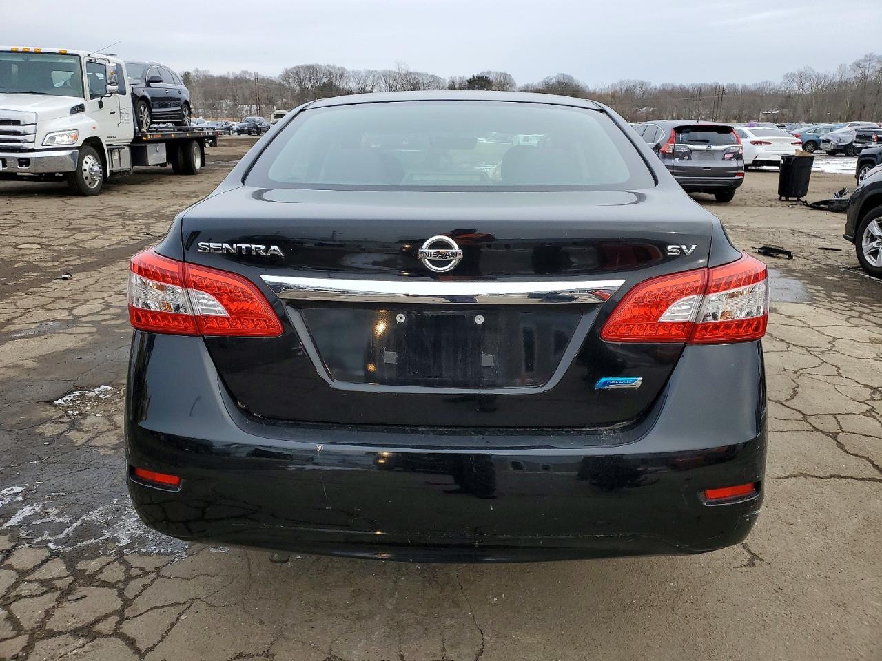 2014 Nissan Sentra S - Фото 6
