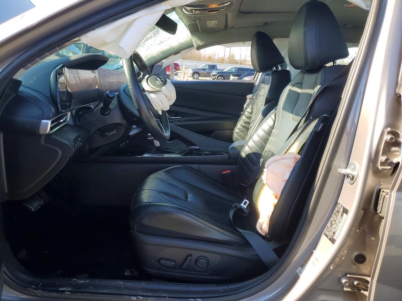 2023 Hyundai Elantra Limited - Фото 7