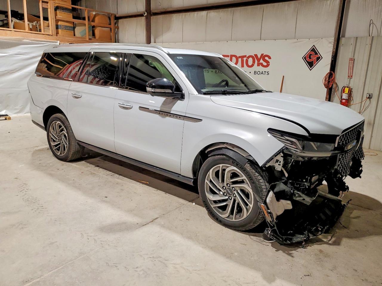 2025 Lincoln Navigator L Reserve - Фото 4