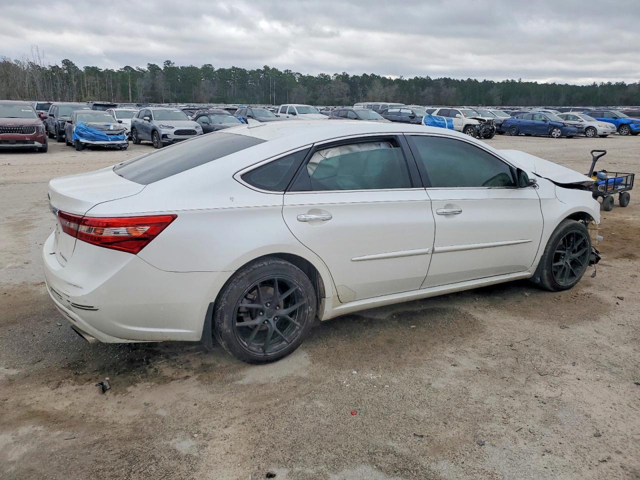 2016 Toyota Avalon Xle - Фото 3