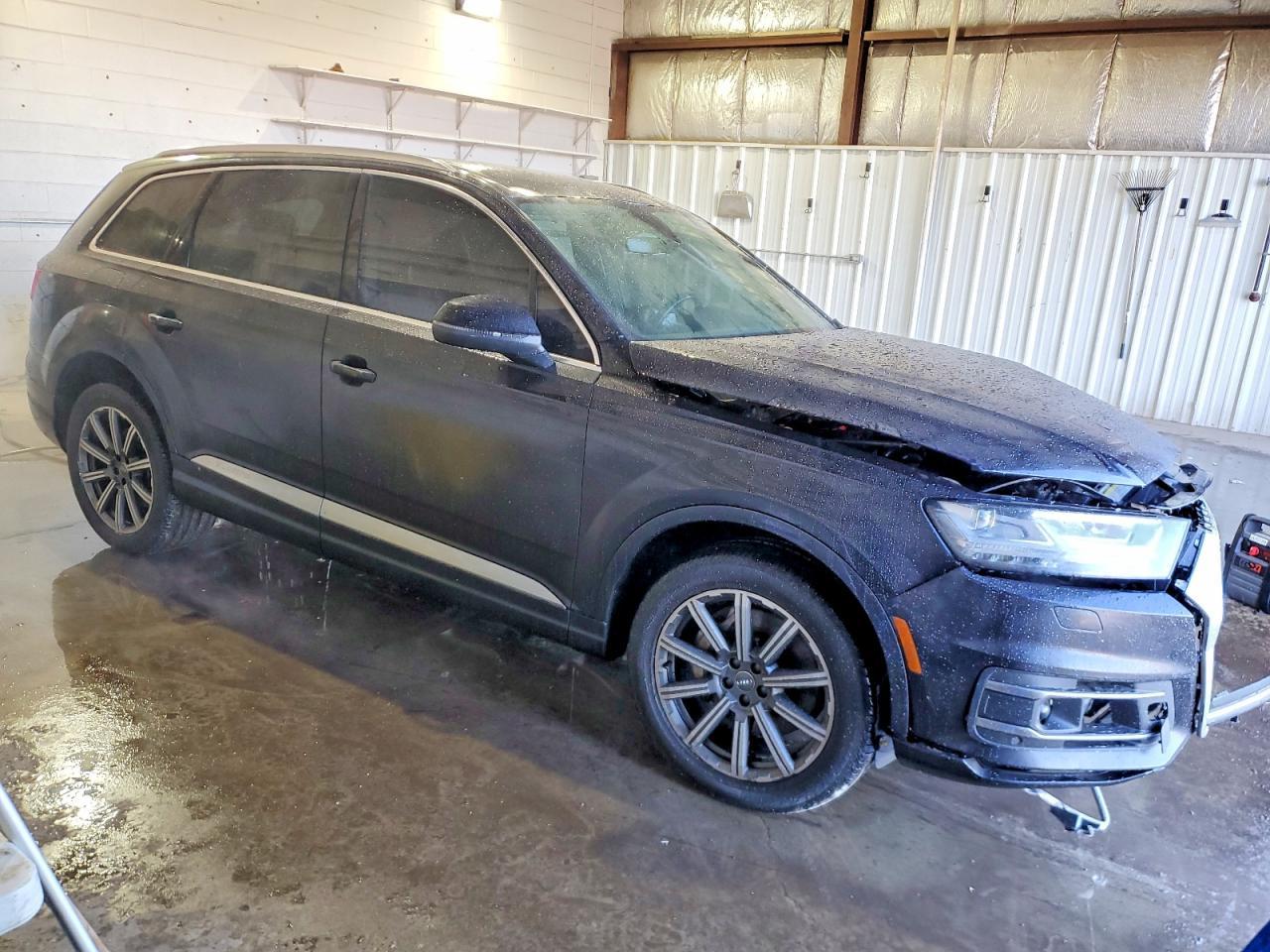 2018 Audi Q7 Premium Plus - Image 4