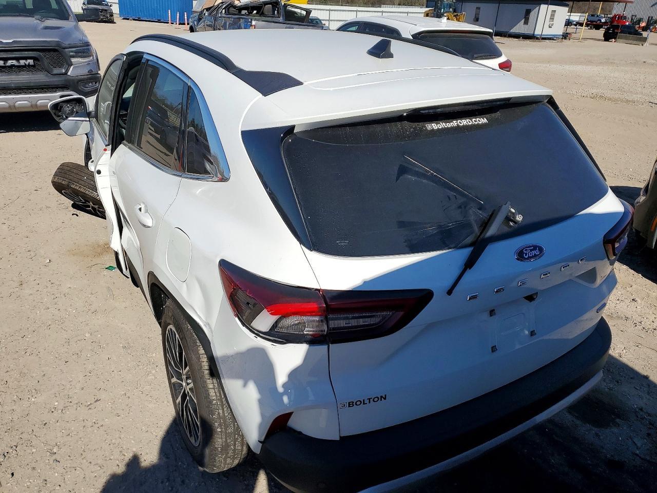 2025 Ford Escape - Image 6