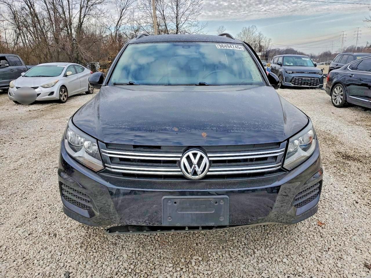 2016 Volkswagen Tiguan S - Фото 5