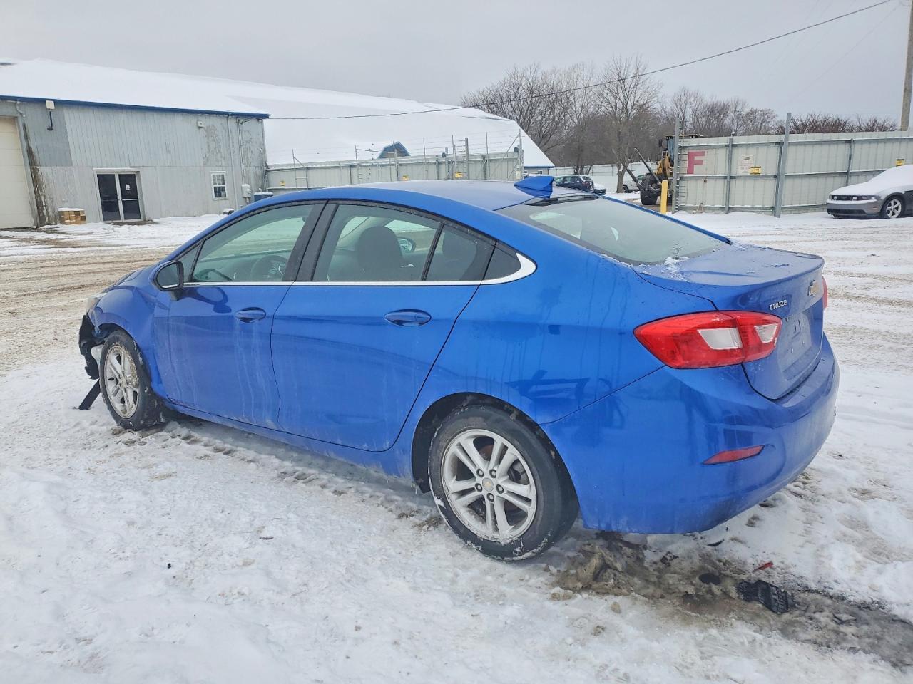 2017 Chevrolet Cruze Lt - Фото 2