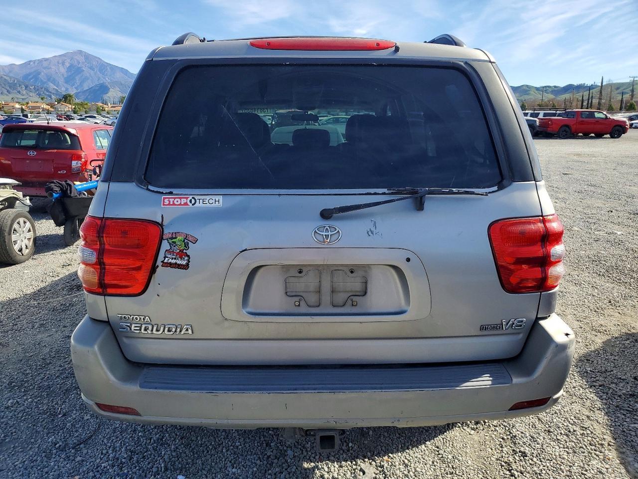 2003 Toyota Sequoia Sr5 - Image 6