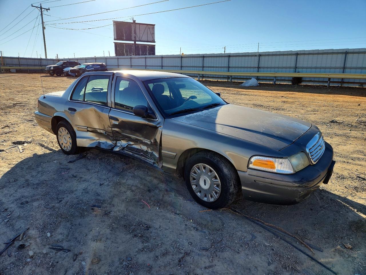 2005 Ford Crown Victoria - Фото 4