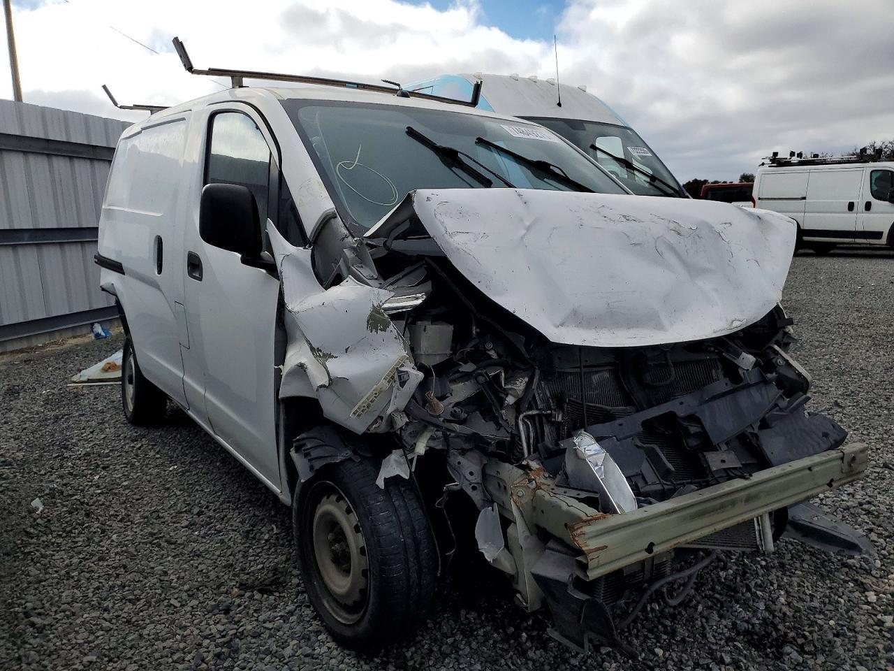 2017 Nissan Nv200 2.5S - Фото 4