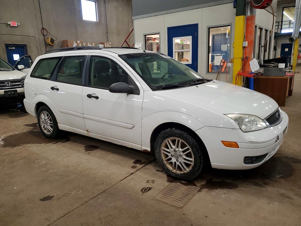 2006 Ford Focus Zxw - Фото 4