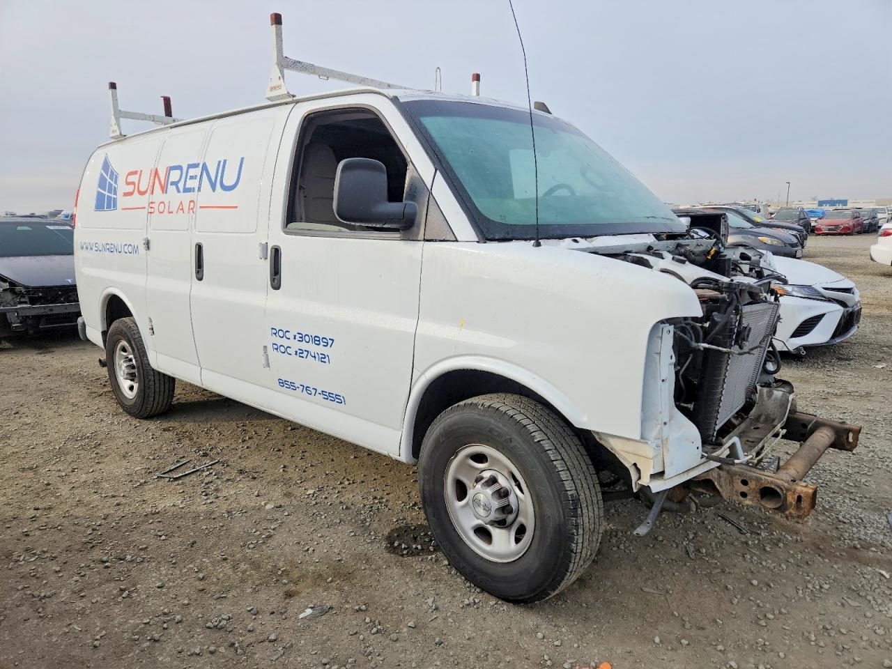2019 Chevrolet Express G2500 Utility / Service Van - Image 4