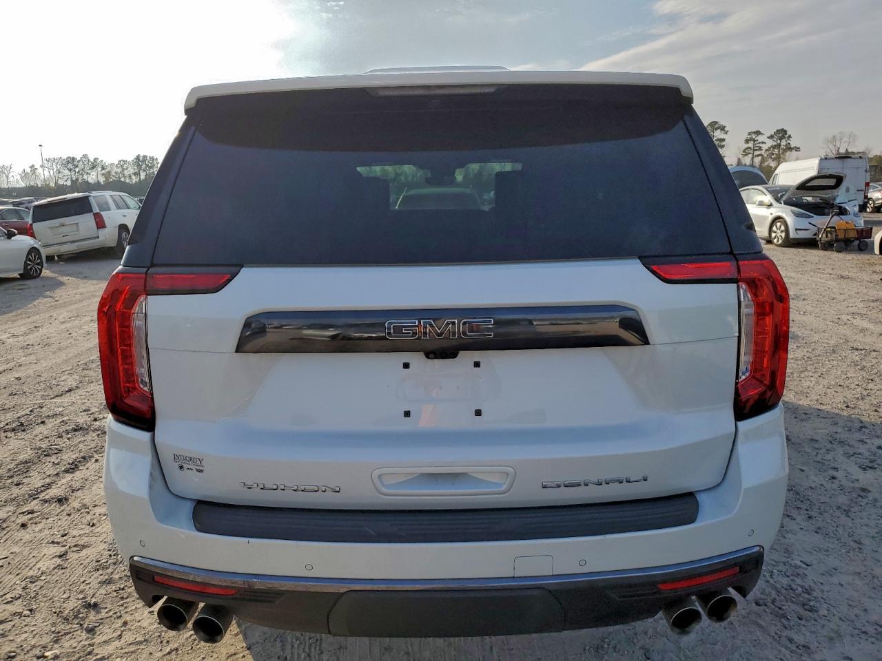 2024 GMC Yukon Denali Ultimate - Image 6