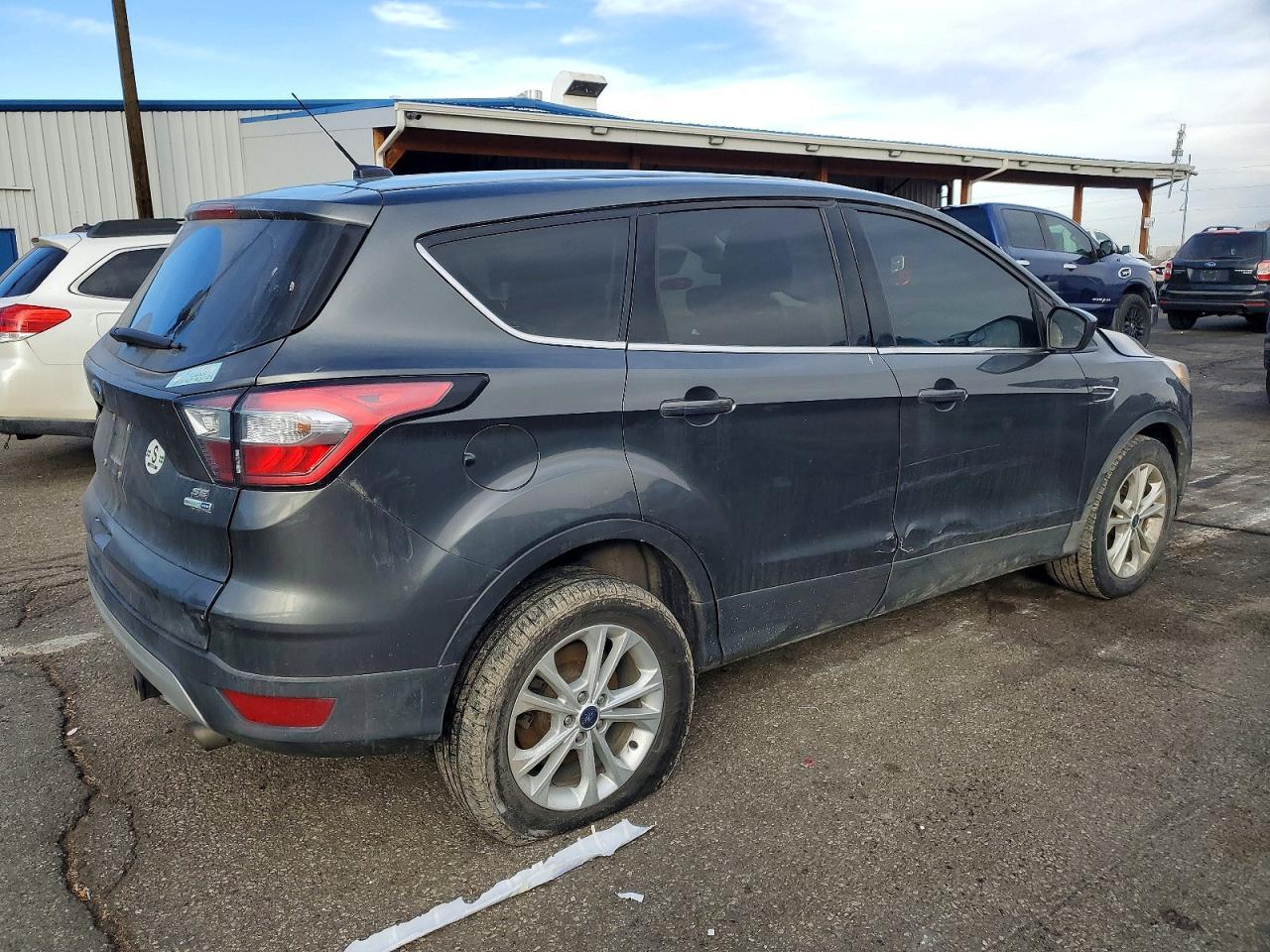 2017 Ford Escape Se - Image 3