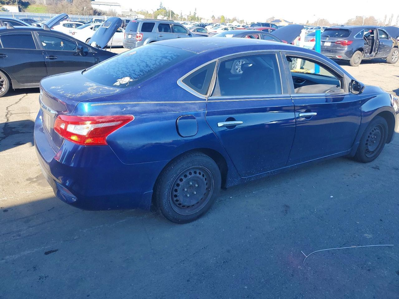 2017 Nissan Sentra S - Фото 3