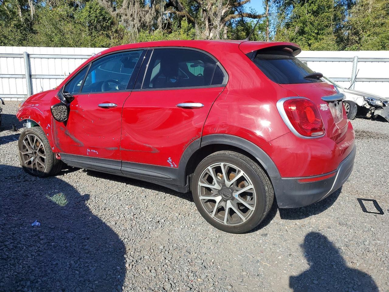 2016 Fiat 500X Trekking Plus - Image 2