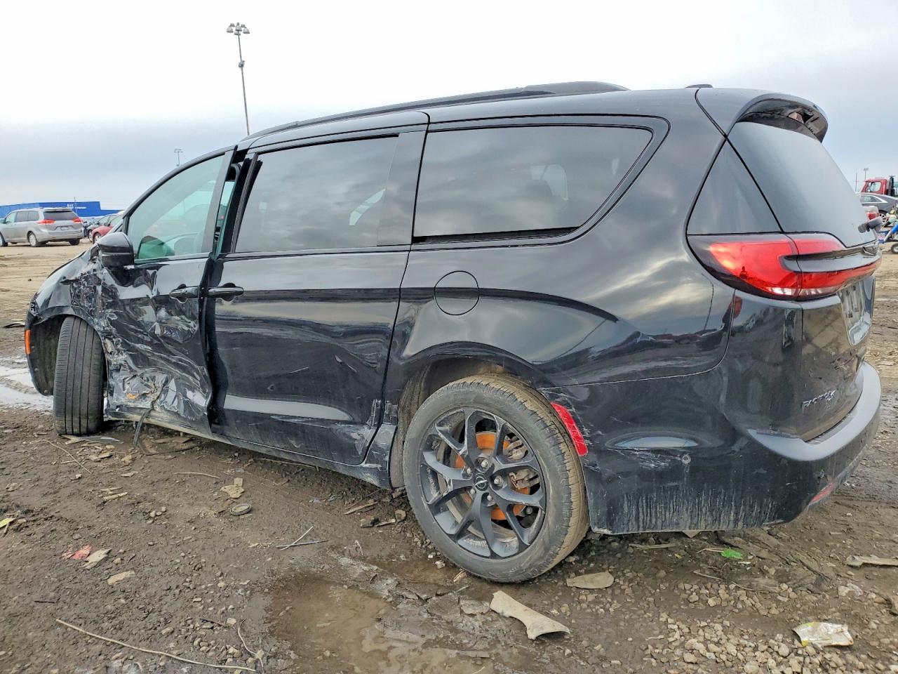 2024 Chrysler Pacifica Touring L - Фото 2