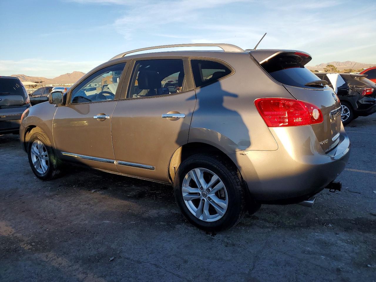 2012 Nissan Rogue S - Фото 2