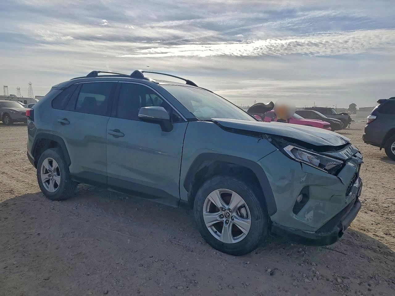 2021 Toyota Rav4 Xle - Фото 4