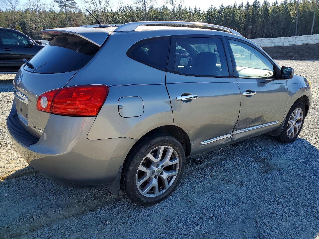 2012 Nissan Rogue S - Image 3