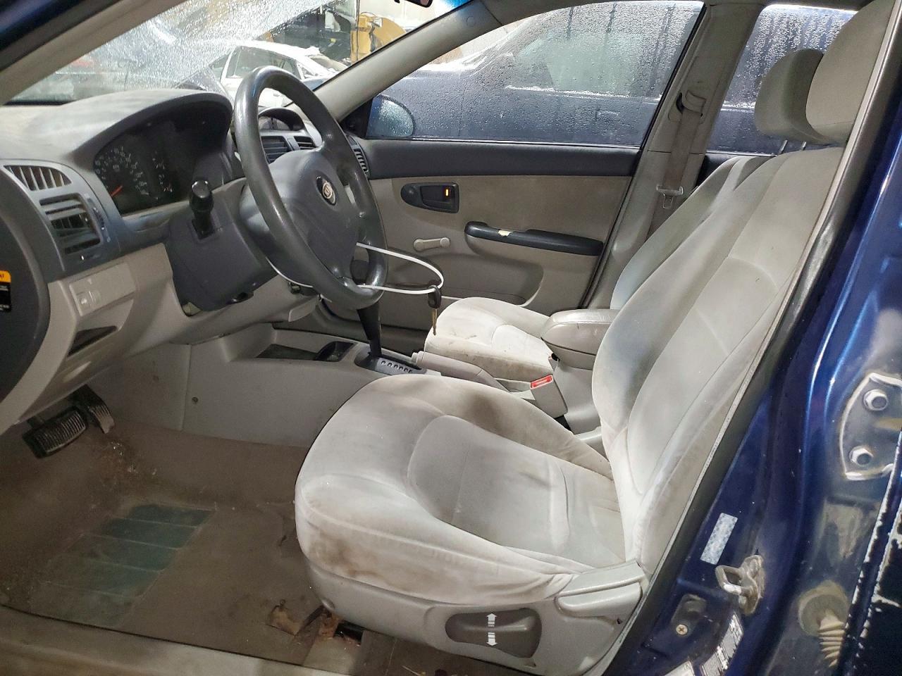 2004 Kia Spectra Lx - Фото 7