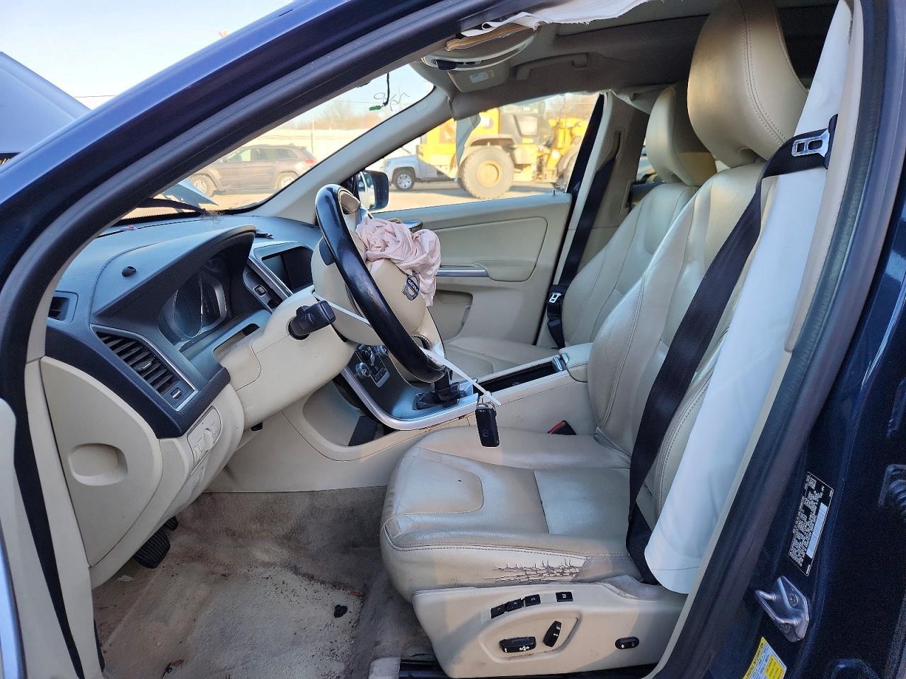 2015 Volvo Xc60 T5 Premier - Image 7