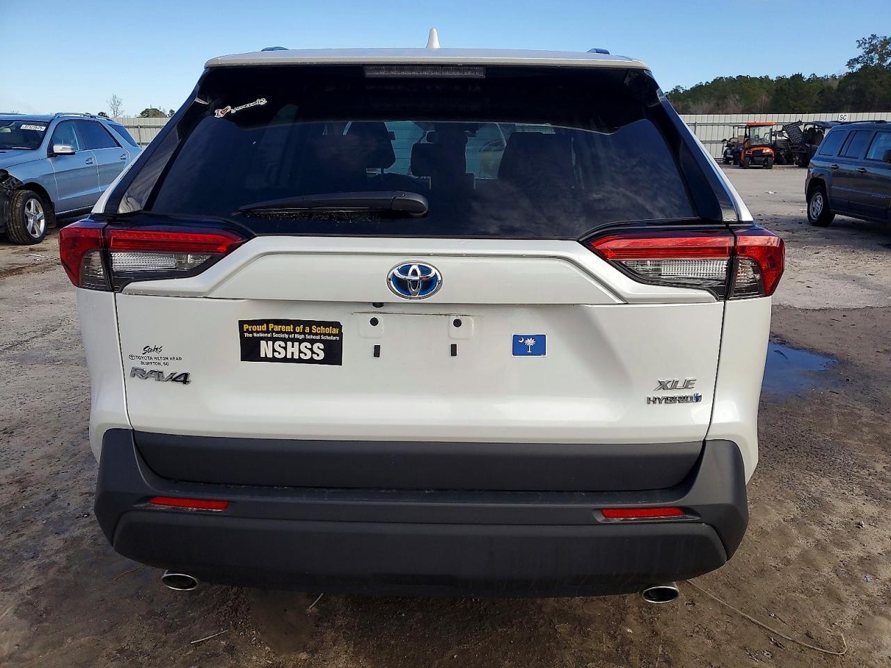 2024 Toyota Rav4 Xle Premium - Фото 6