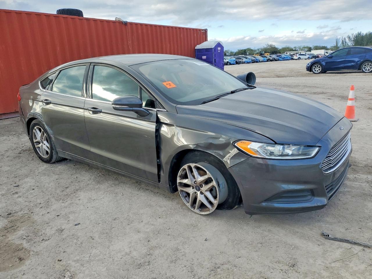 2016 Ford Fusion Se - Фото 4