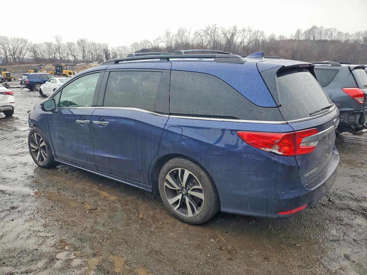 2020 Honda Odyssey Elite - Image 2