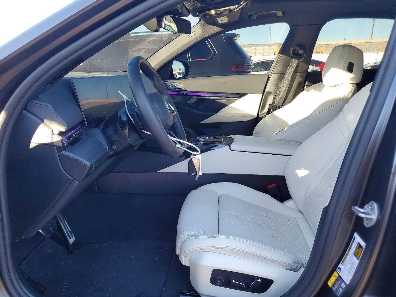 2025 BMW I5 Edrive 40 - Image 7