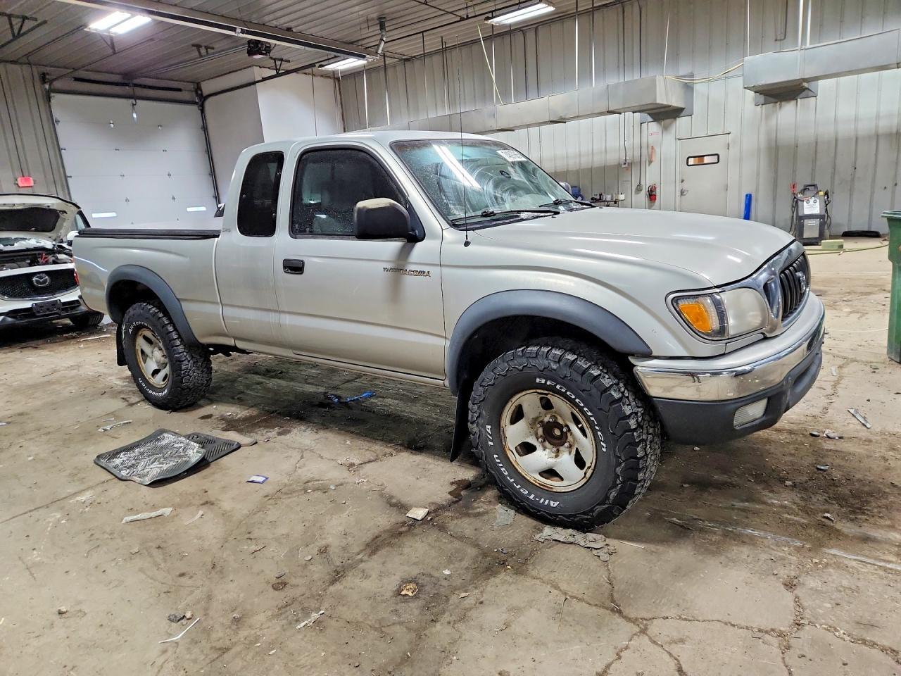 2003 Toyota Tacoma - Фото 4