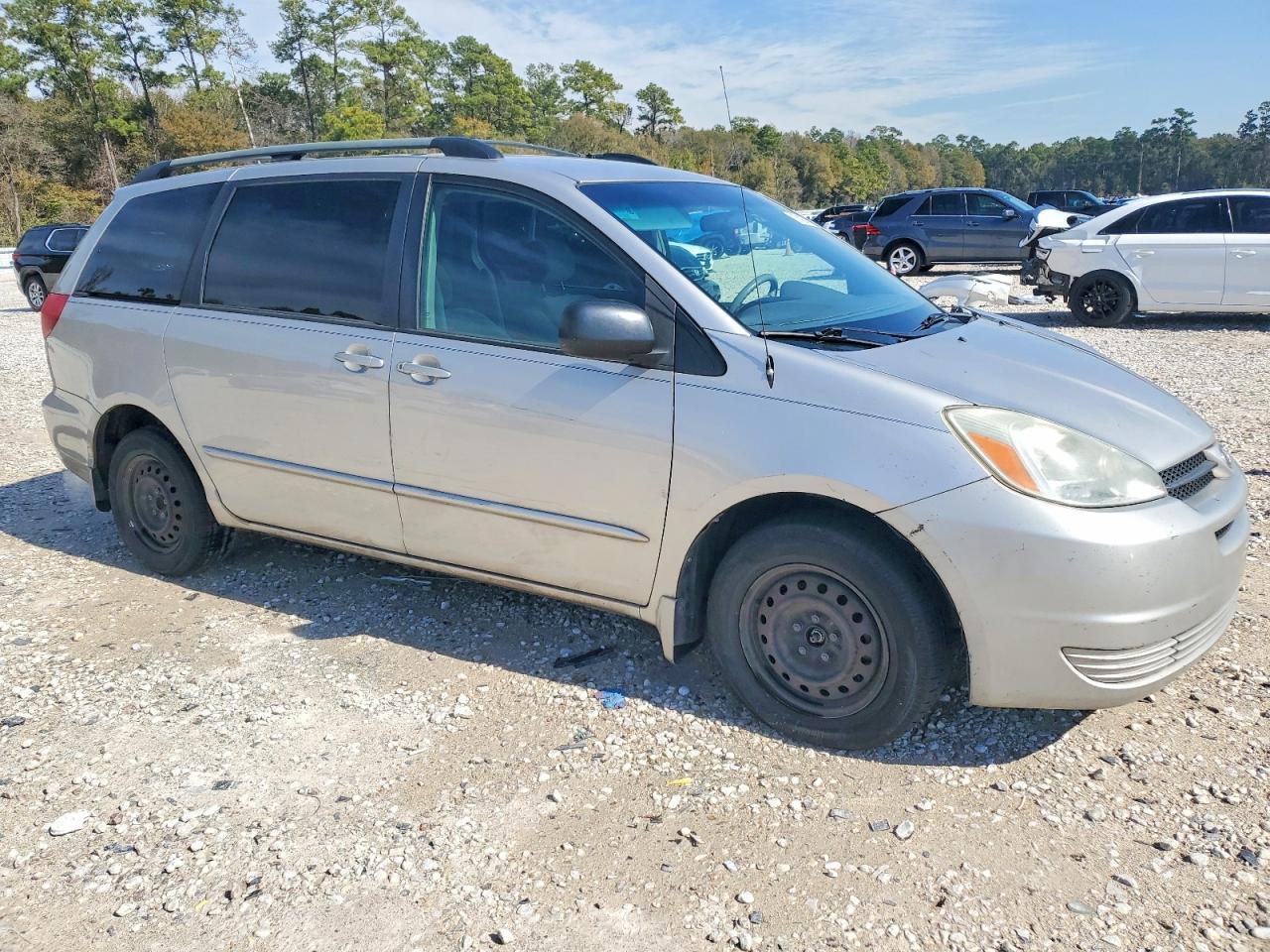 2004 Toyota Sienna - Фото 4