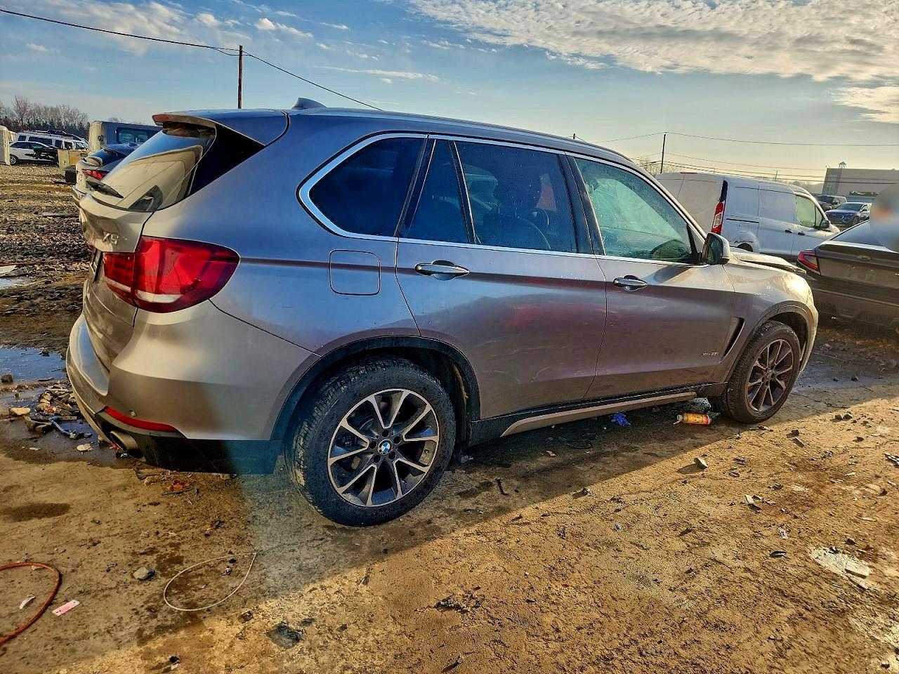2017 BMW Motorrad X5 xDrive35I - Image 3