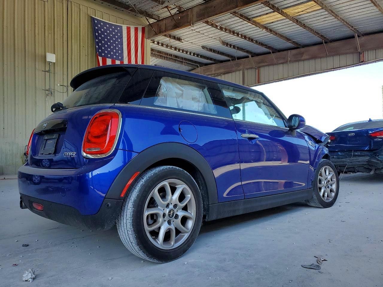 2019 Mini Cooper - Фото 3