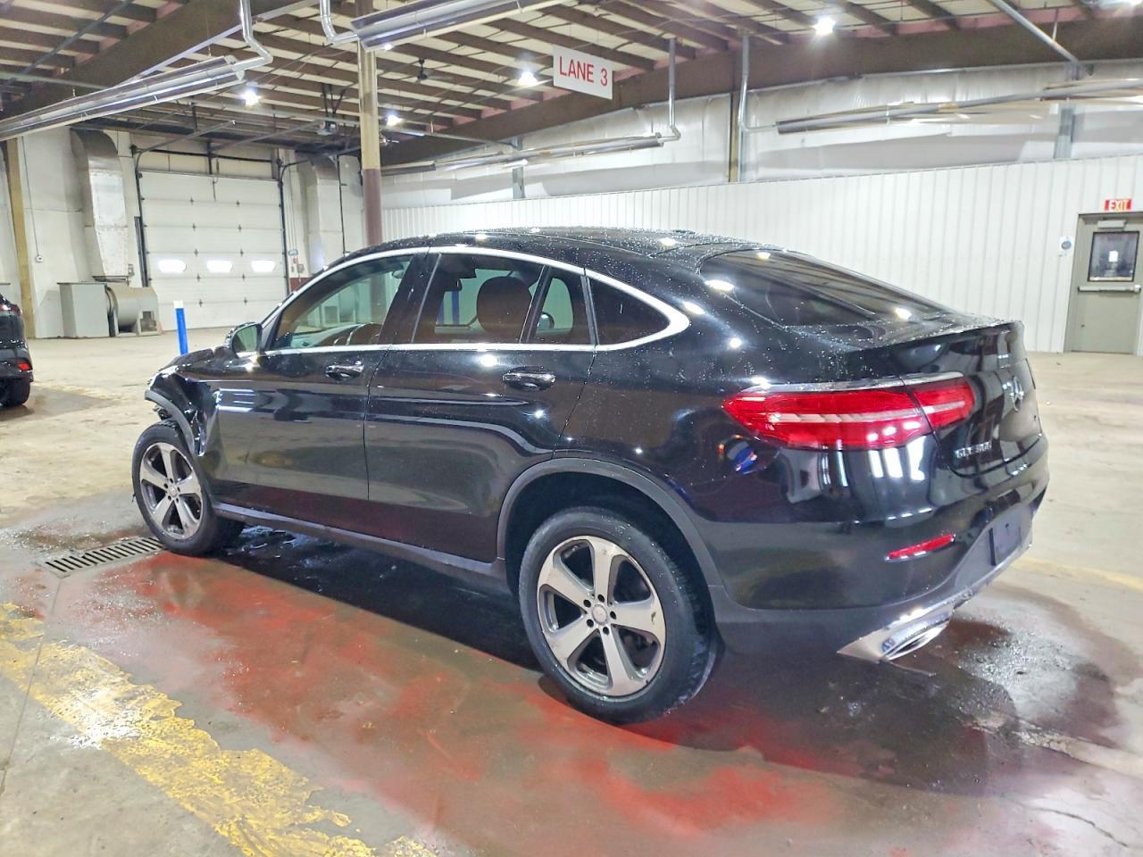 2017 Mercedes-Benz Glc Coupe 300 4Matic - Фото 2