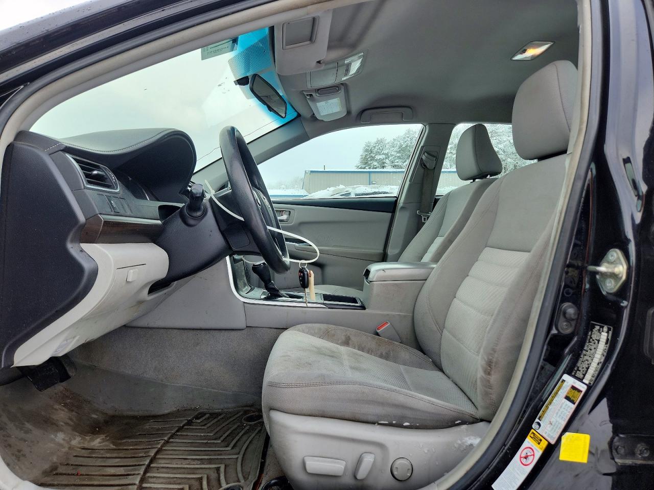 2016 Toyota Camry Le - Фото 7