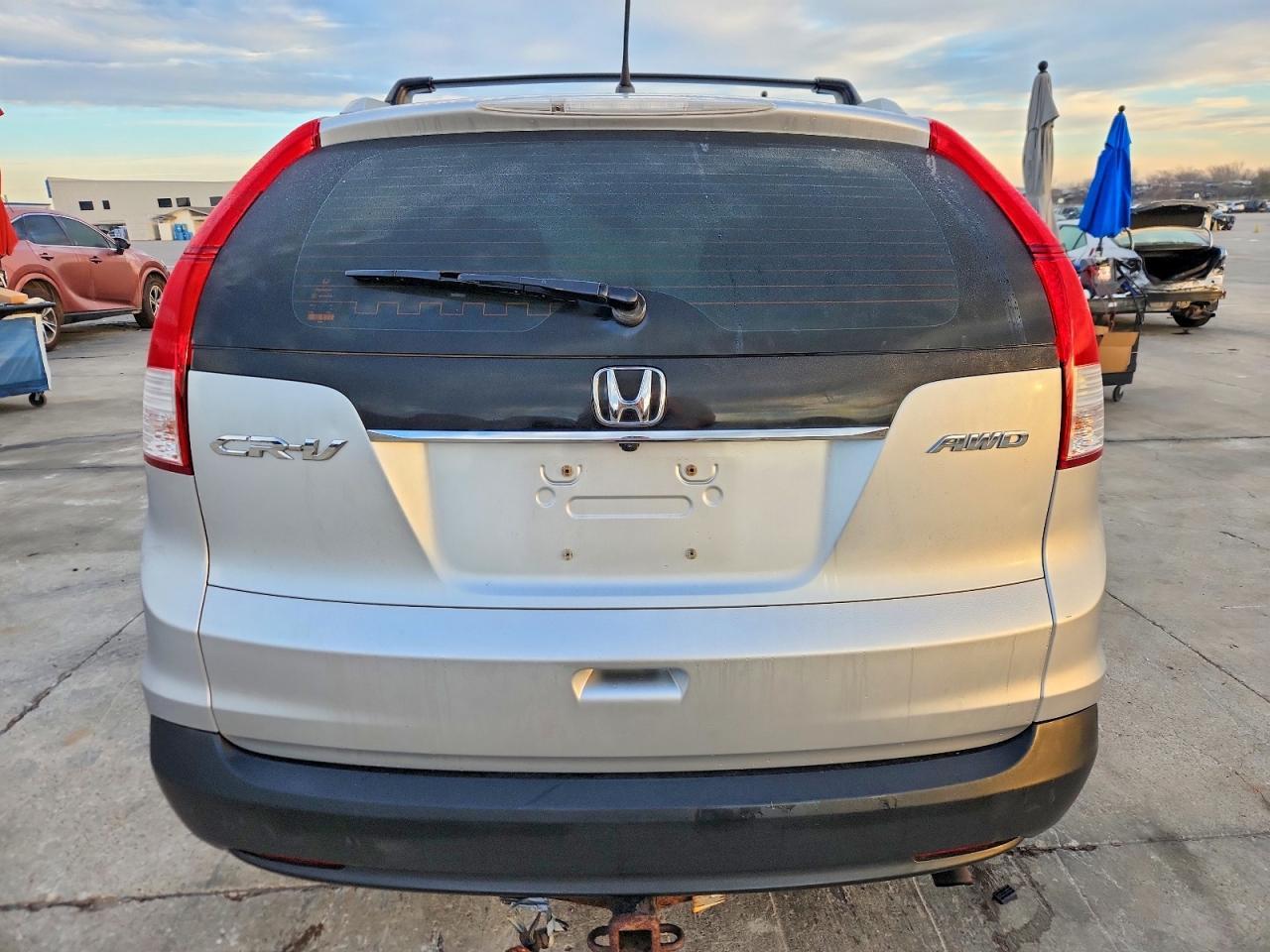 2013 Honda Cr-V Lx - Image 6