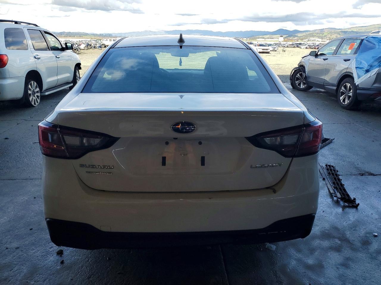 2025 Subaru Legacy Premium - Фото 6