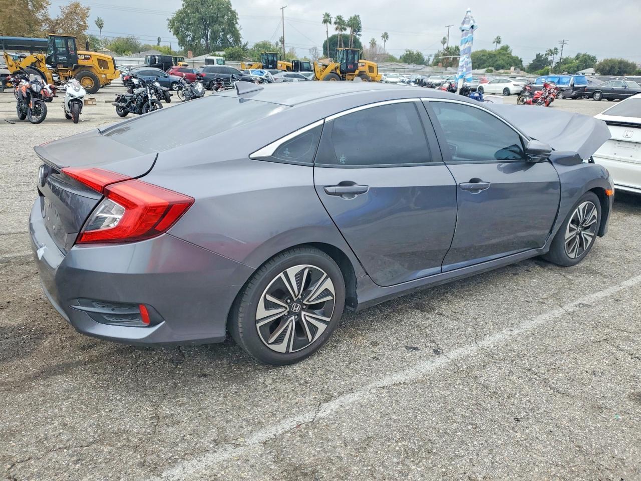 2016 Honda Civic Ex - Image 3