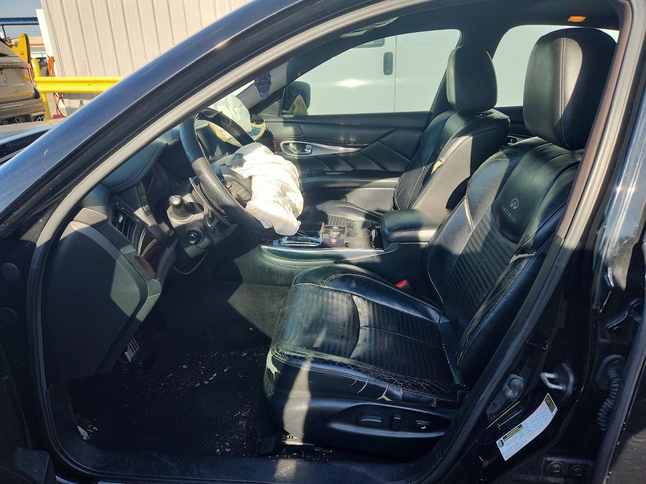 2013 Infiniti M37 - Image 7