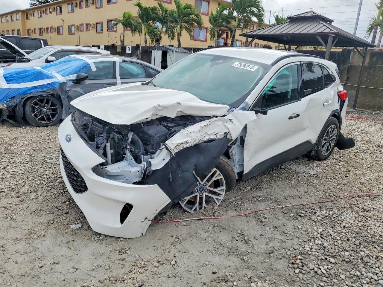 2022 Ford Escape Sel