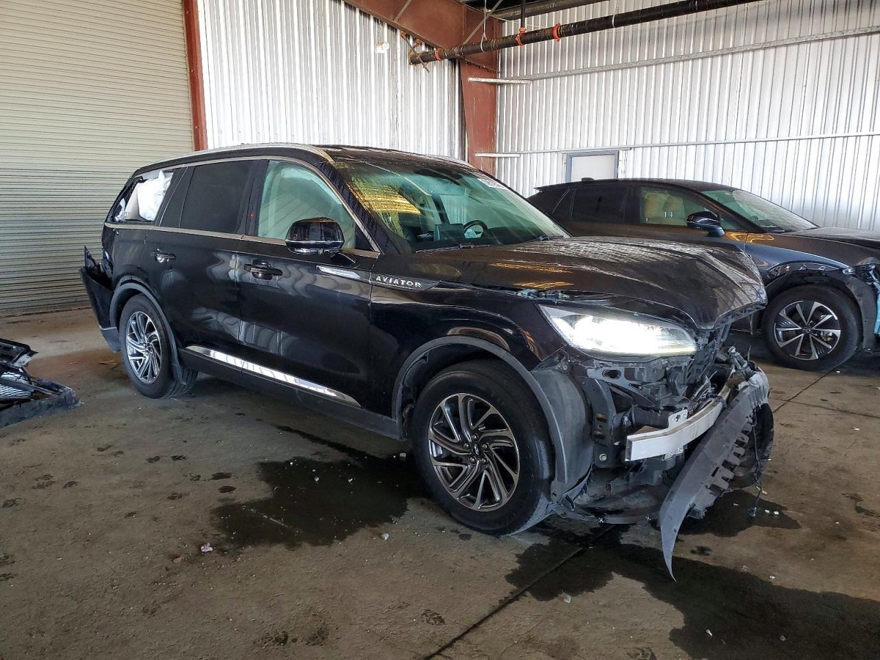 2023 Lincoln Aviator - Фото 4