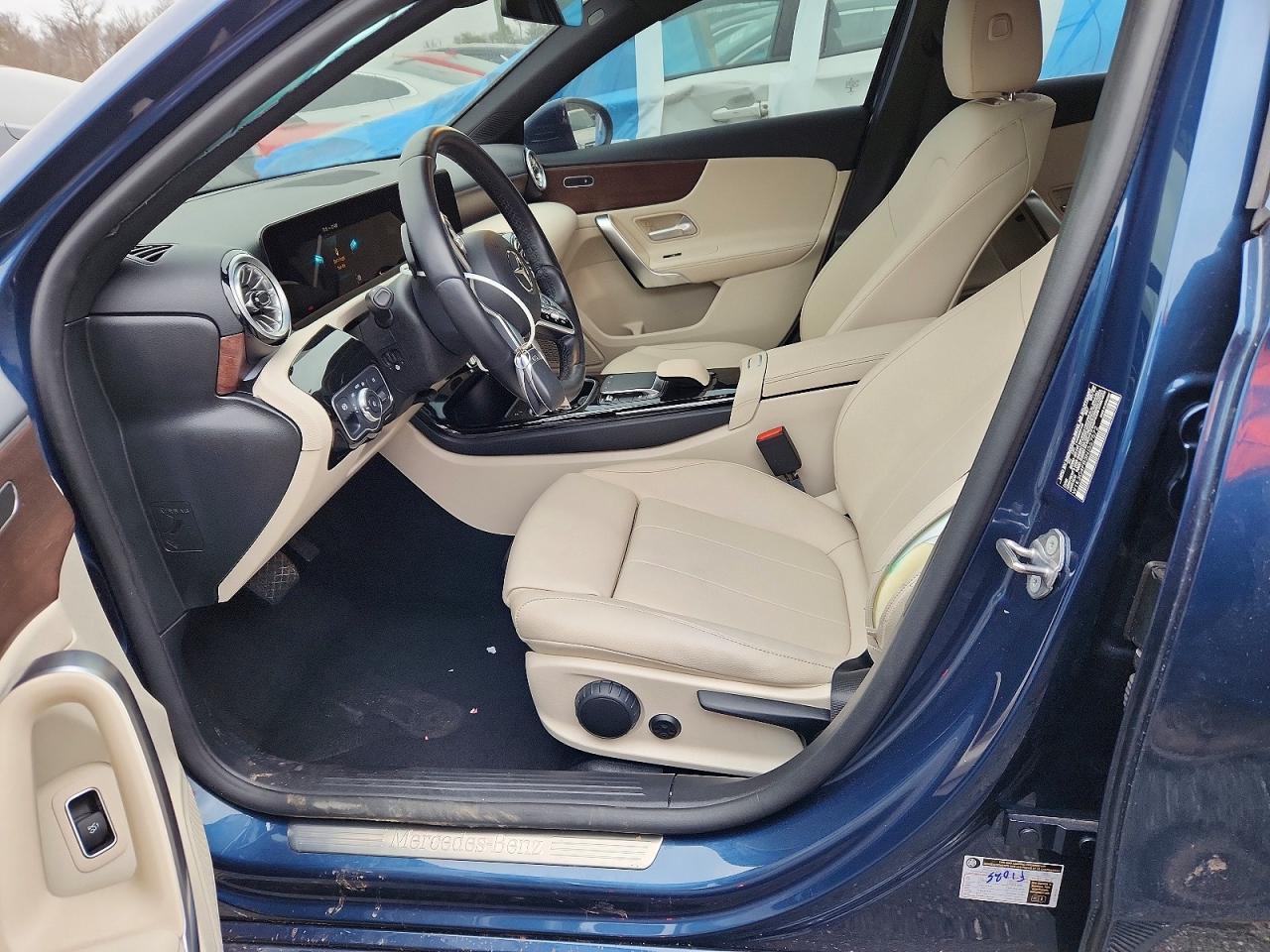 2022 Mercedes-Benz A 220 4Matic - Фото 7