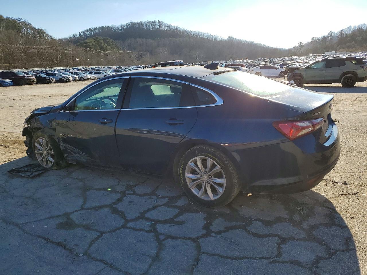 2021 Chevrolet Malibu Lt - Фото 2