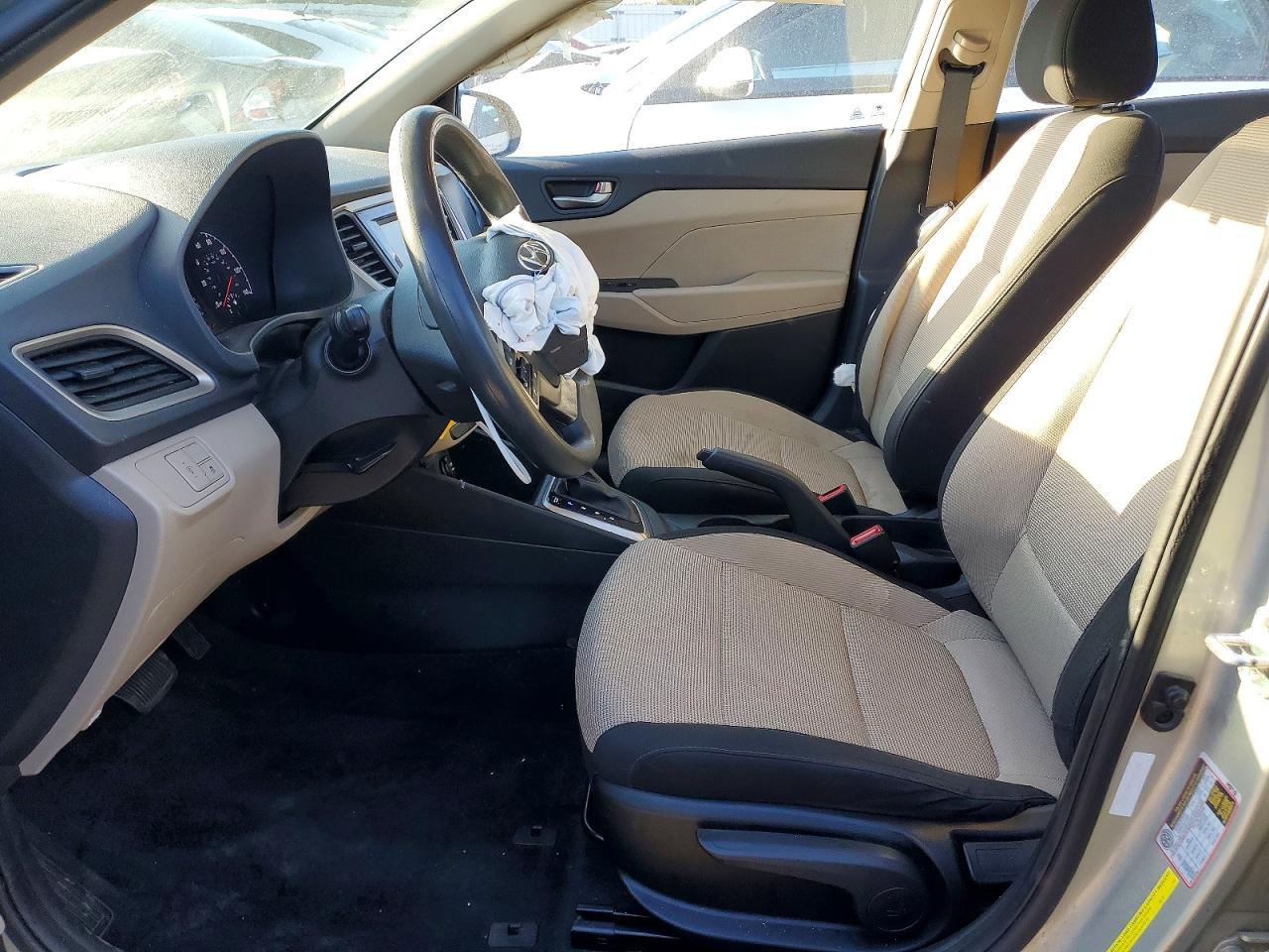 2019 Hyundai Accent Se - Фото 7