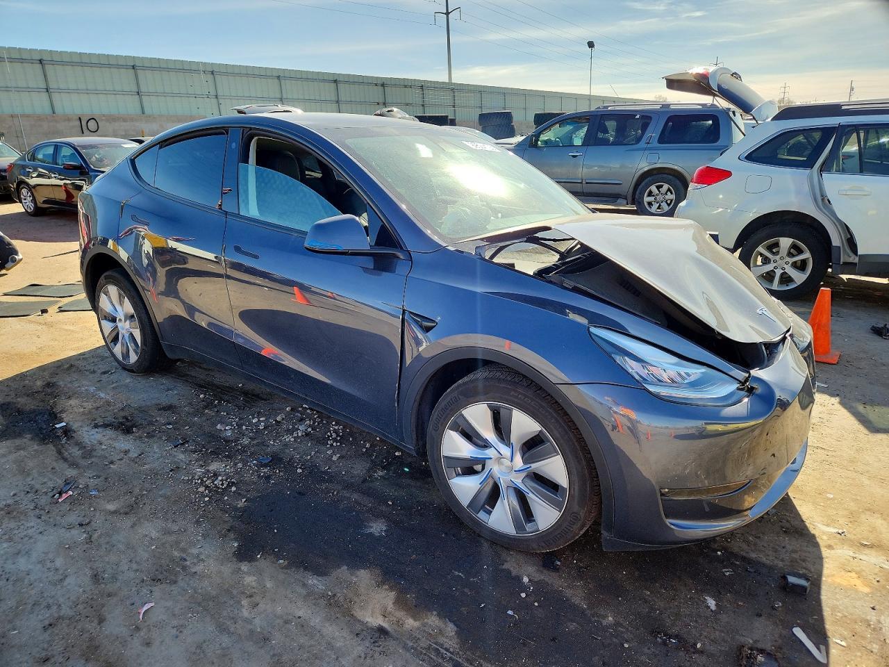 2023 Tesla Model Y - Фото 4