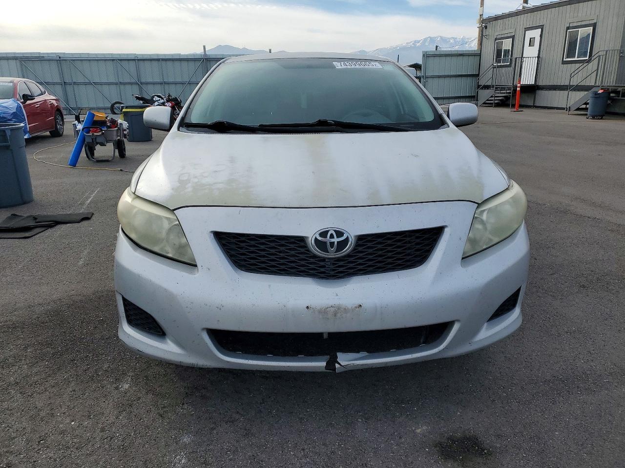 2010 Toyota Corolla - Image 5
