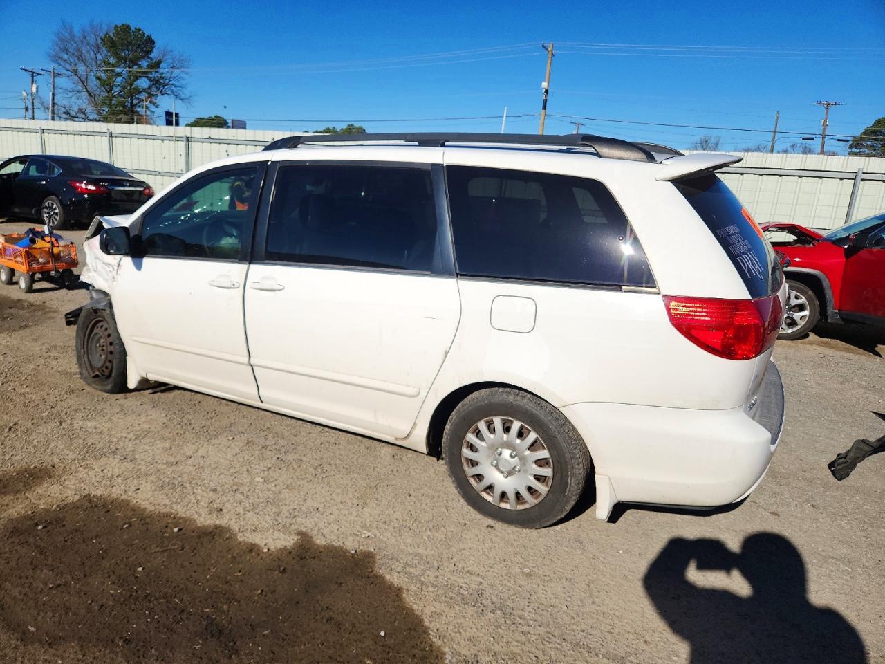 2008 Toyota Sienna Ce - Фото 2